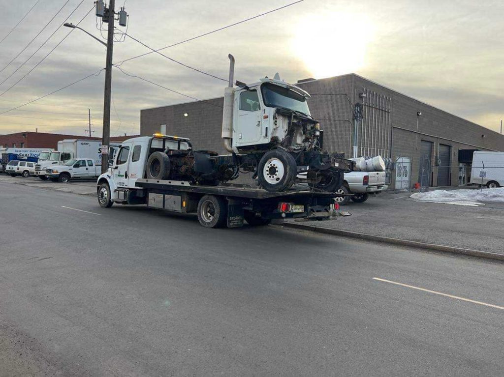Vehicle Towing Service in Aurora, CO